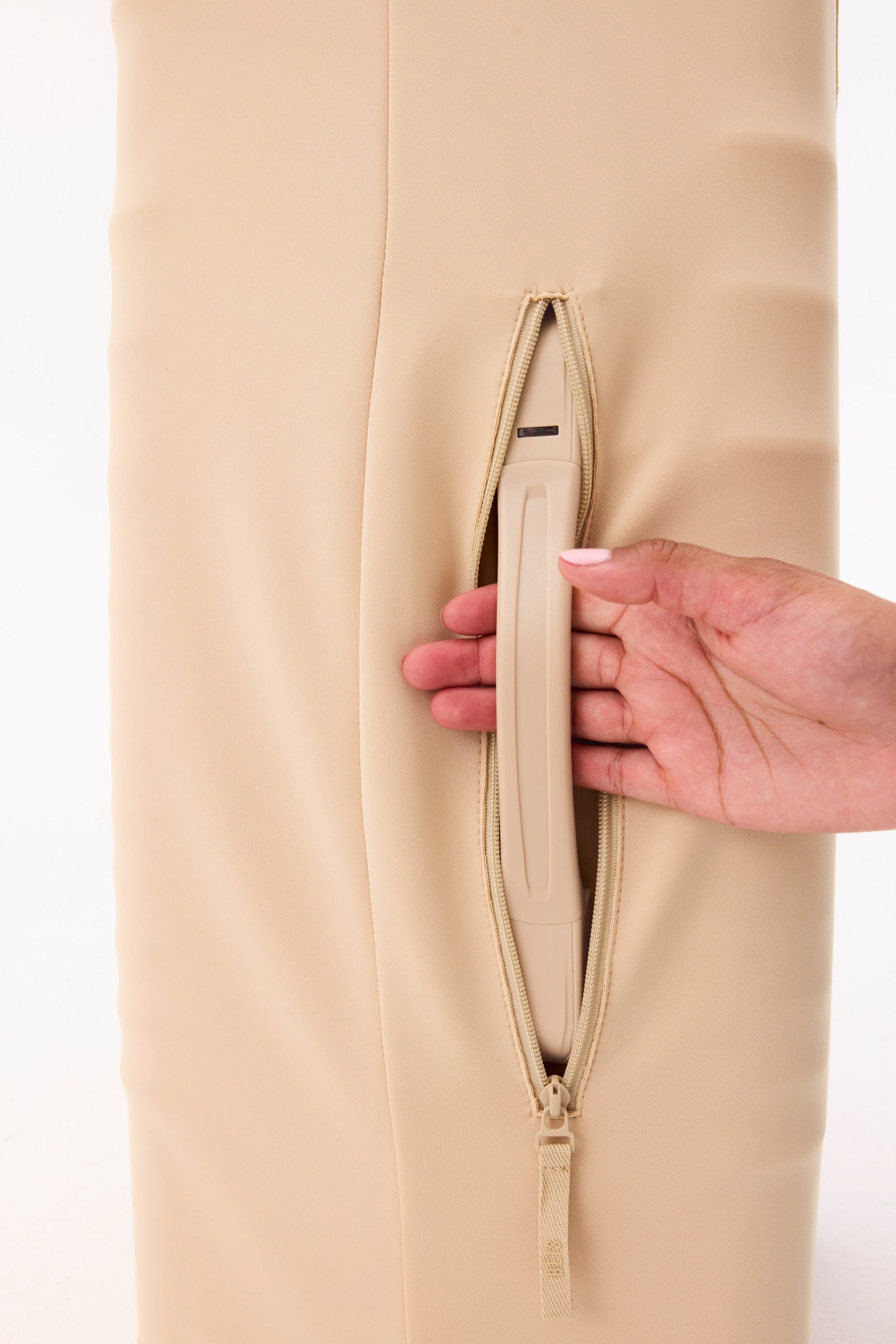 The Large Check-In Luggage Cover in Beige - Image 6