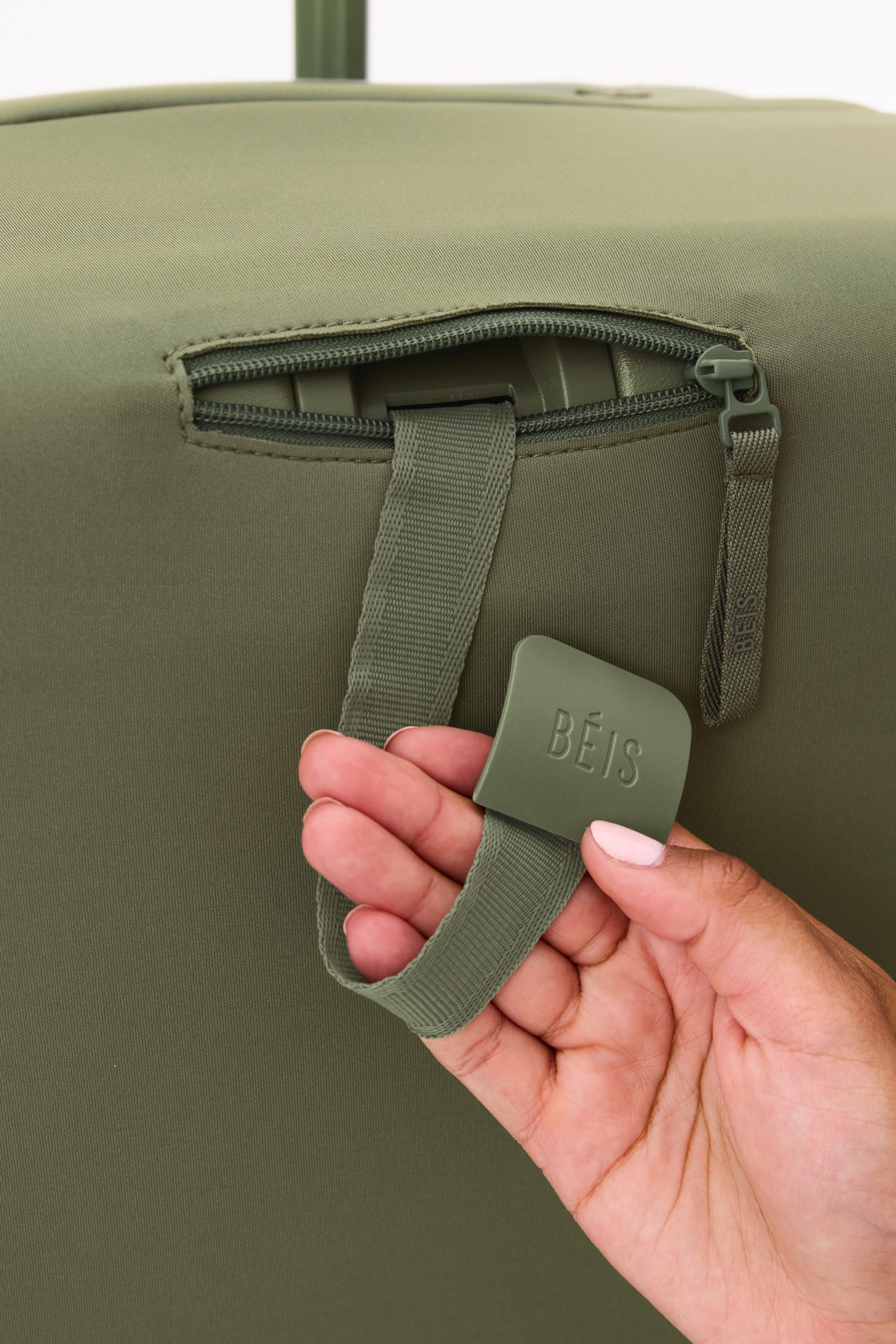 The Medium Check-In Luggage Cover in Olive - Image 5