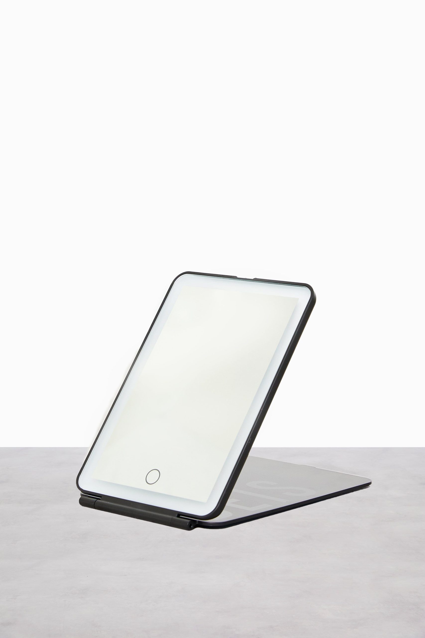 The Light-Up Travel Mirror in Black - Image 2