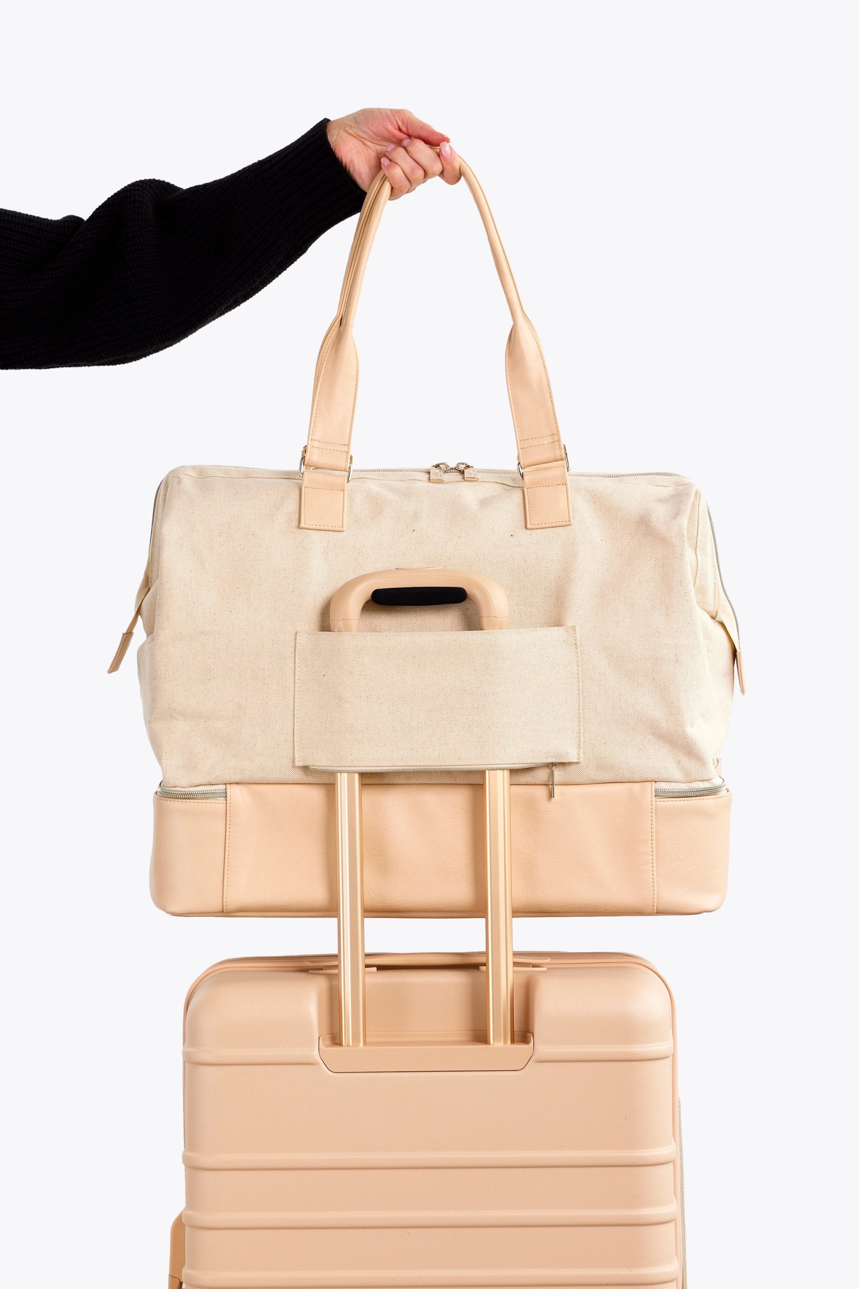 Resale The Weekender in Beige - Image 4